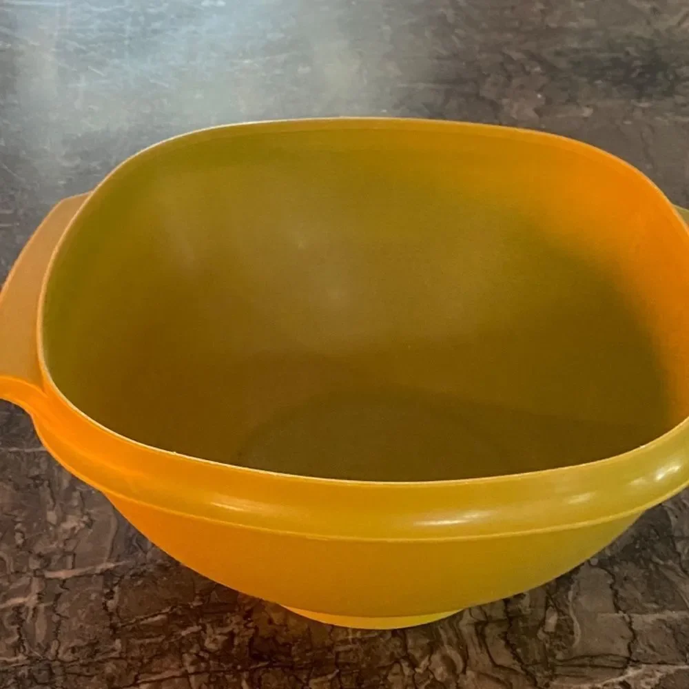 Vintage Tupperware Harvest Green Large Bowl with Handles